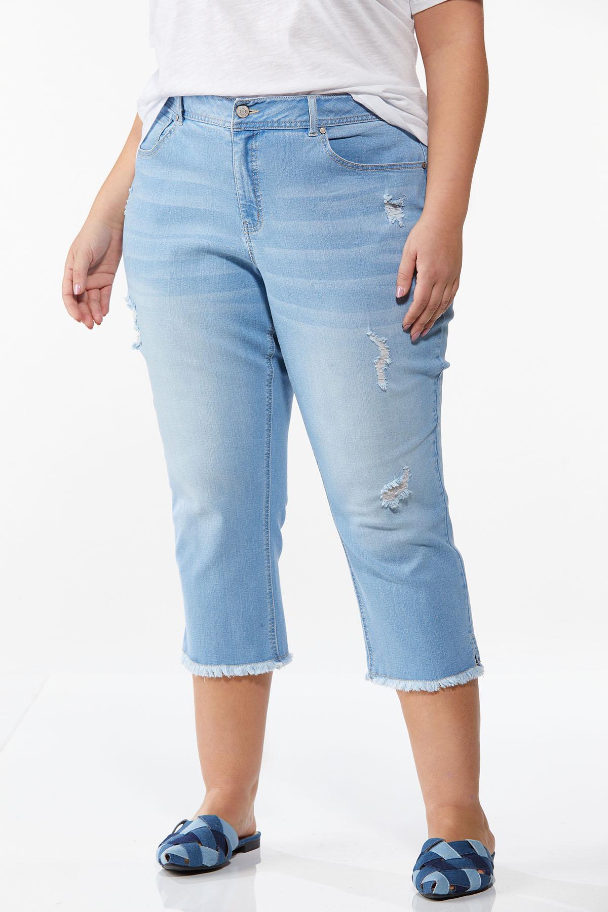 Plus Size Cropped Distressed Lightwash Jeans