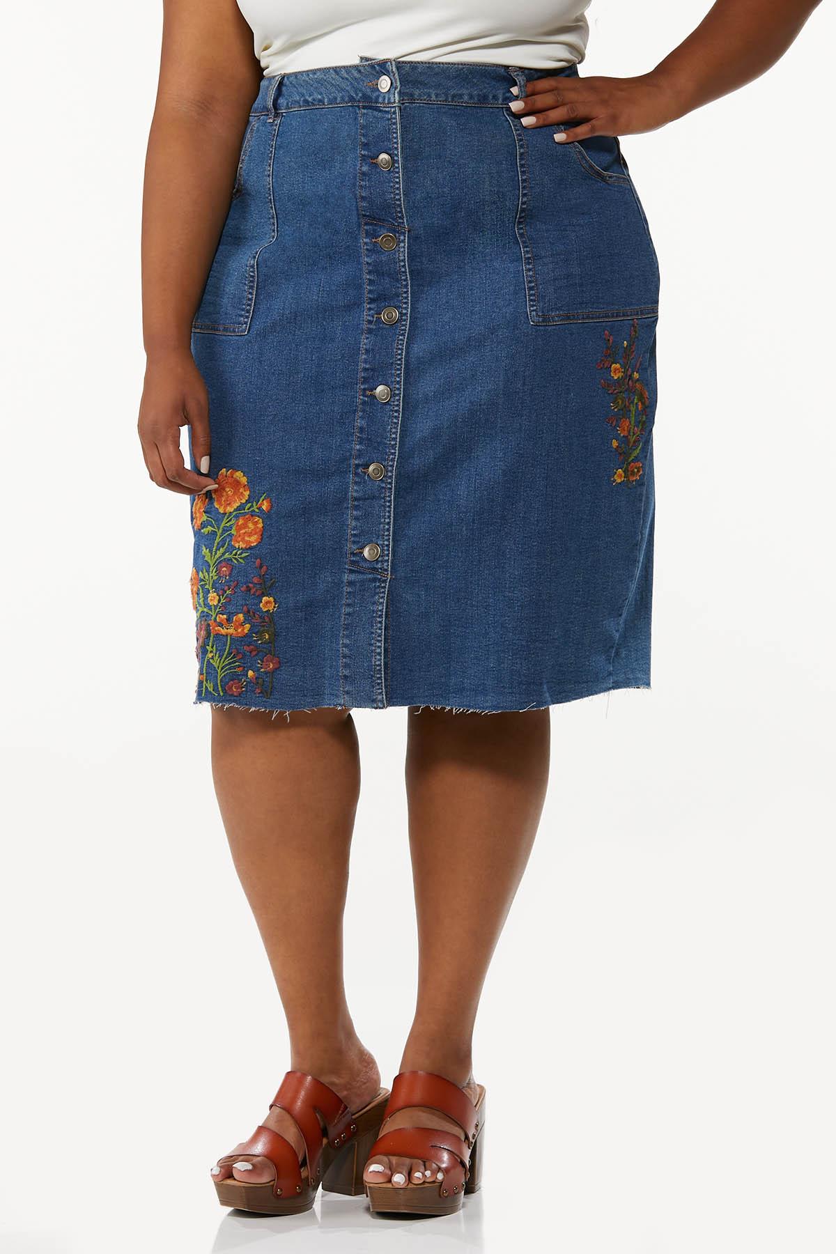 Plus Size Floral Embroidered Skirt