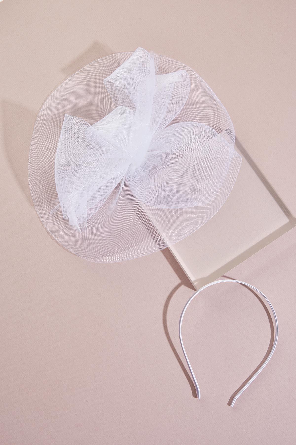  Cato Fashions | Cato Bright White Mesh Bow Fascinator