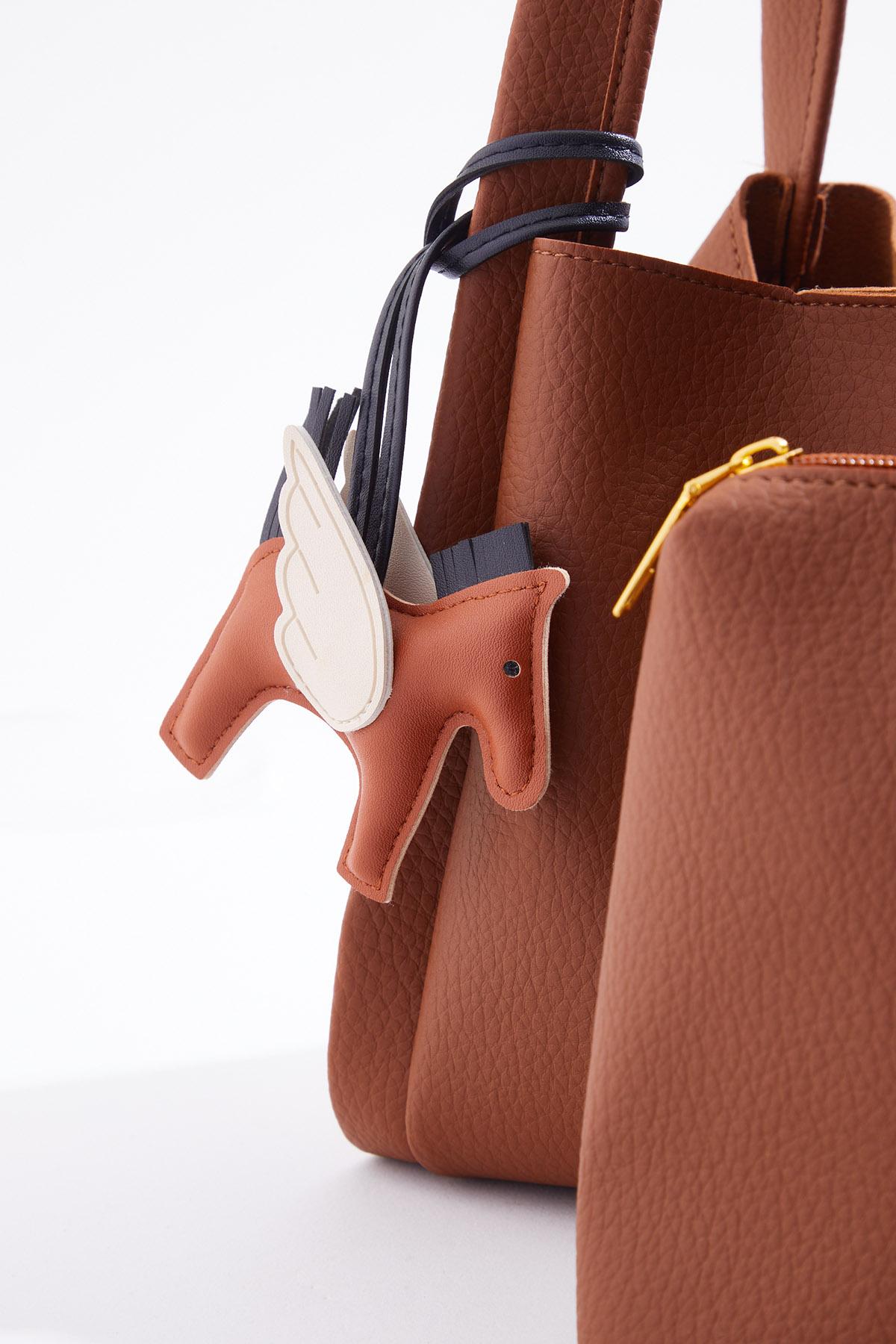 BUCKET BAG／brown × moss green チャーム Cato Fashions | Cato Faux Leather Pegasus Charm Bucket Bag Set
